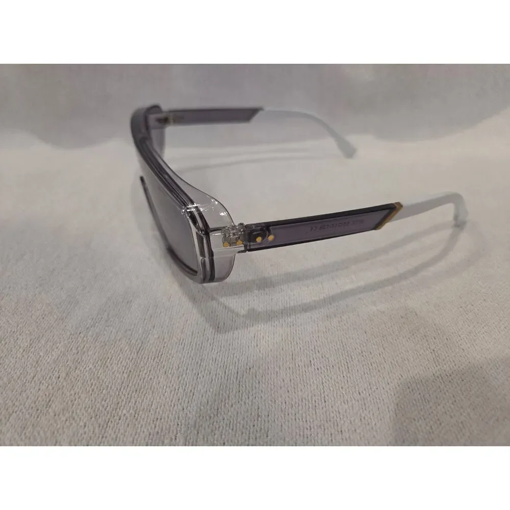 no brand y2k transparent